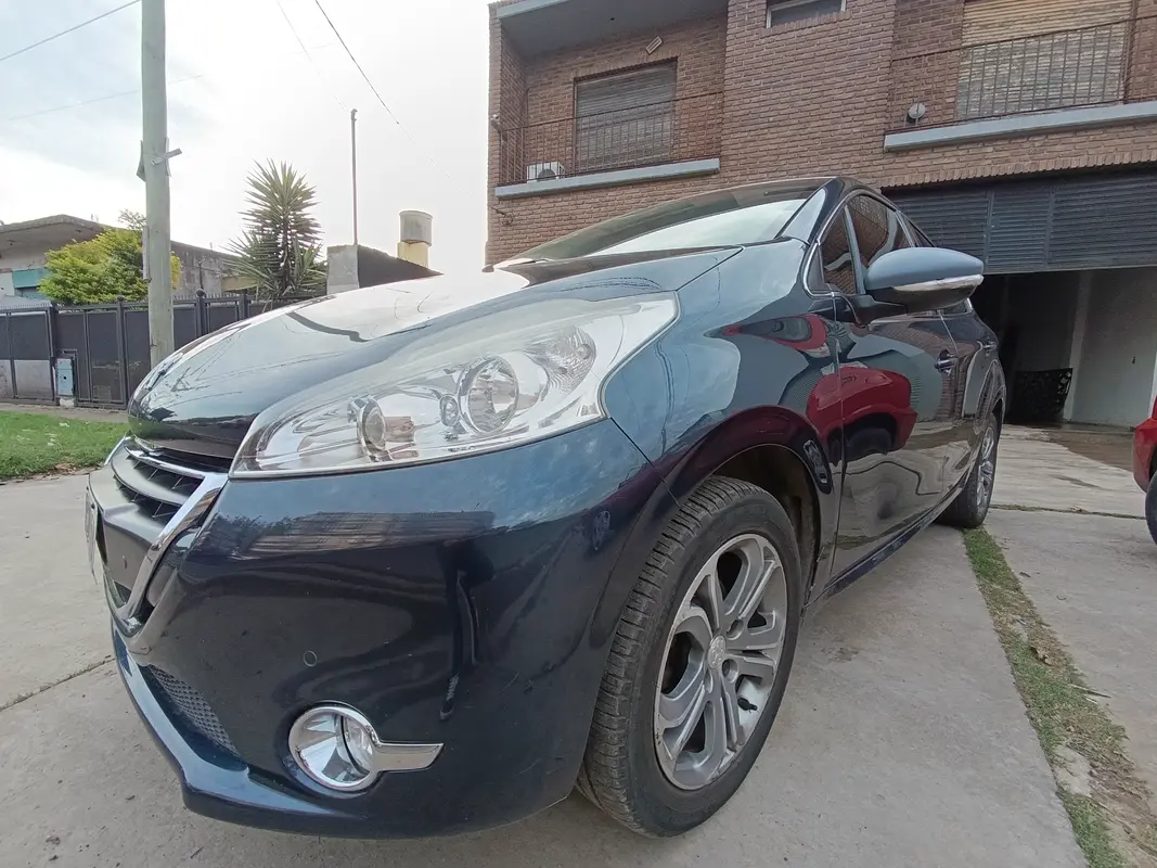 Mirá esta publicación de Peugeot 208