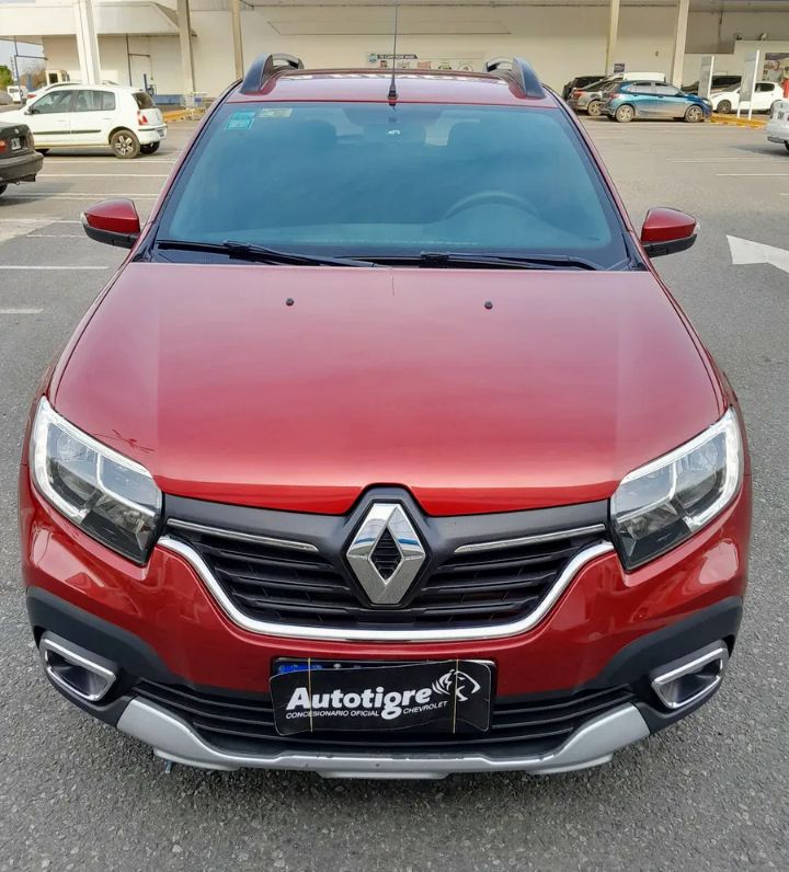 Mira esta publicación de Renault Sandero II