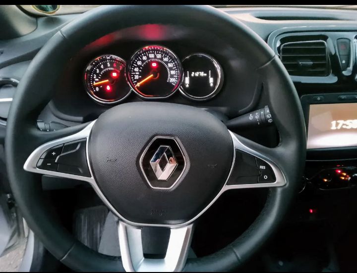 Mira esta publicación de Renault Sandero II
