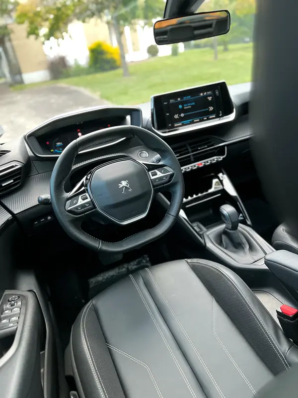 Mira esta publicación de Peugeot 208