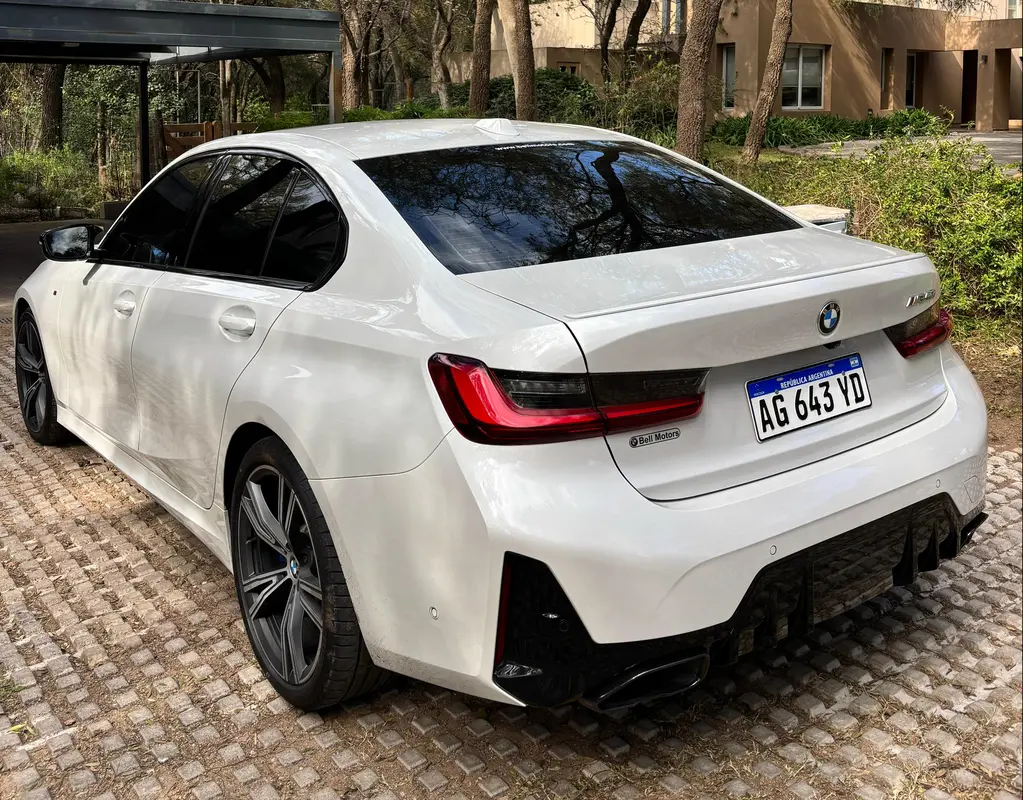 Mira esta publicación de BMW Serie 3