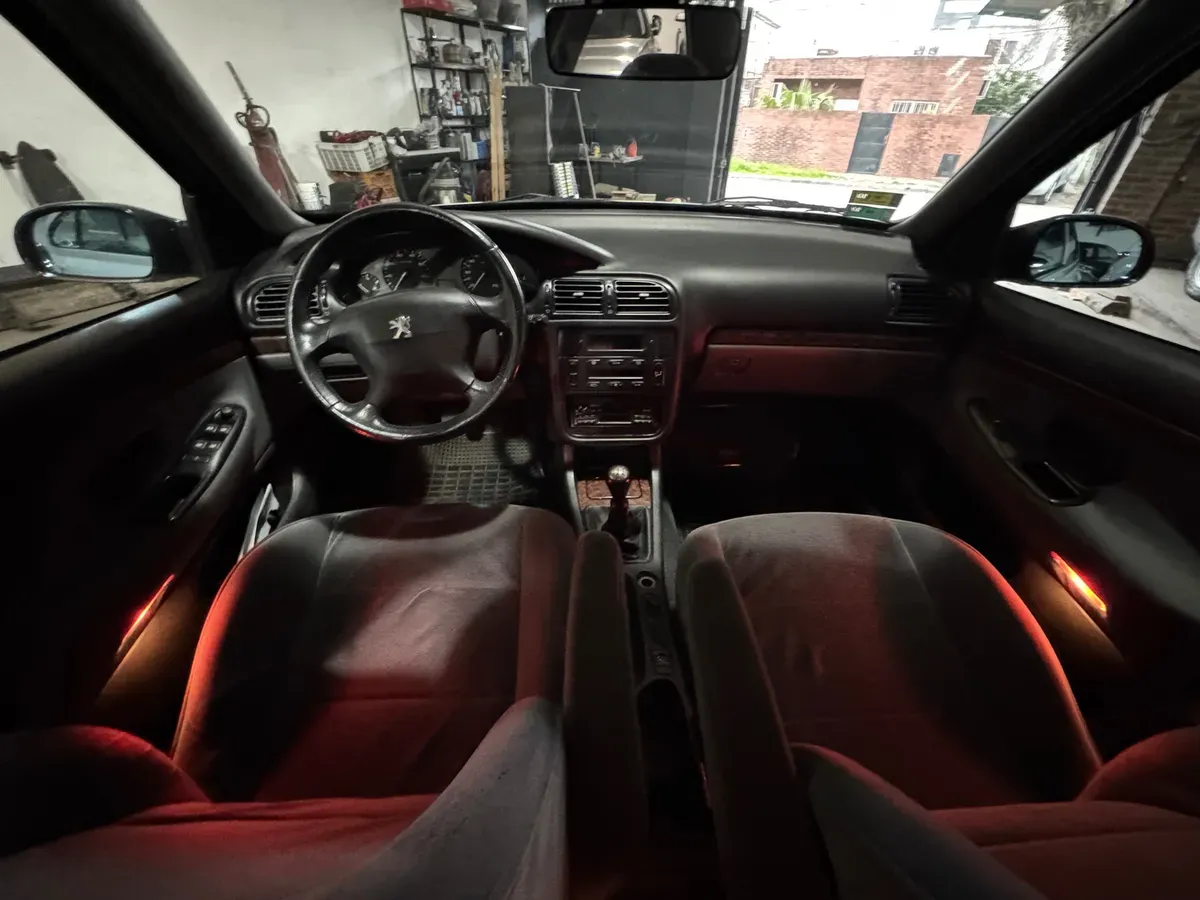 Mira esta publicación de Peugeot 406 2000 en Motordil
