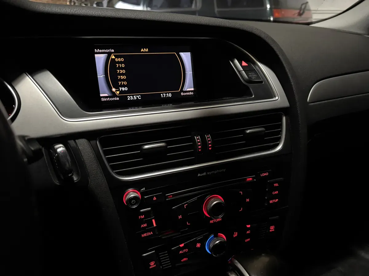 Mira esta publicación de Audi A4 2013 en Motordil