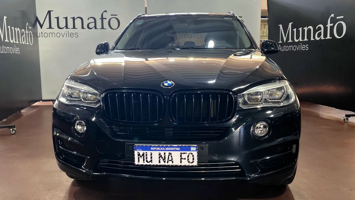 Mira esta publicación de BMW X5