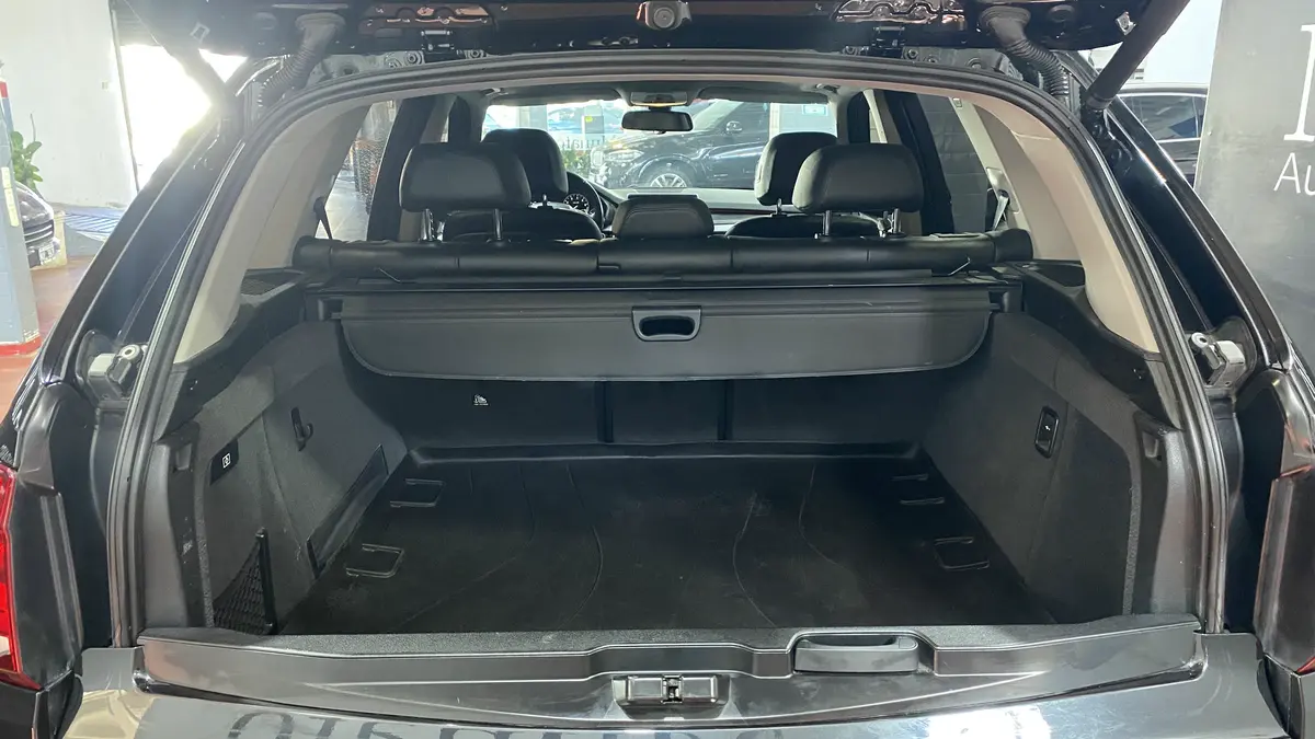 Mira esta publicación de BMW X5