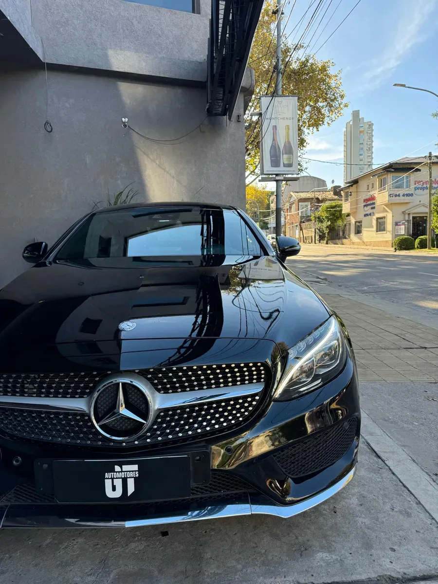Mira esta publicación de Mercedes Benz Clase C