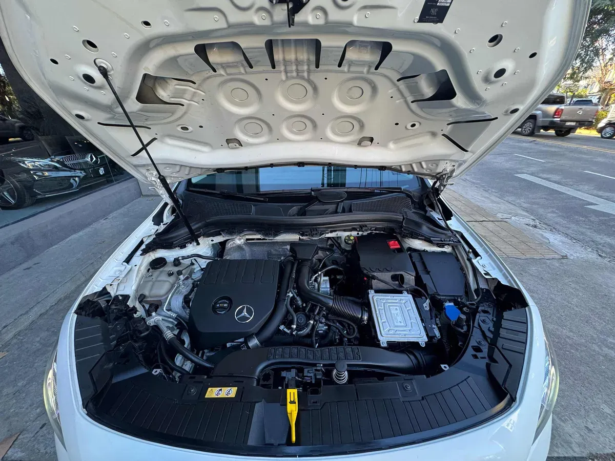 Mira esta publicación de Mercedes Benz GLA