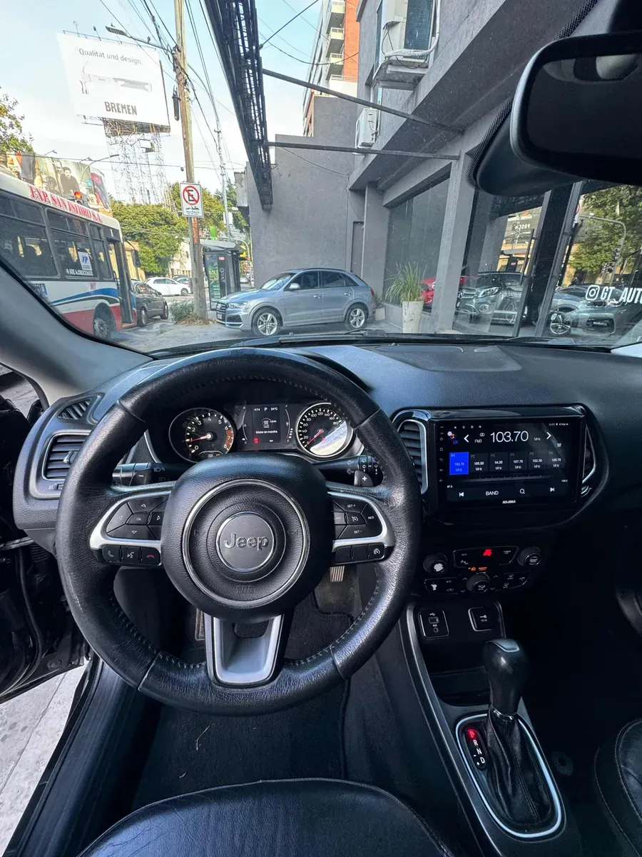 Mirá esta publicación de Jeep Compass