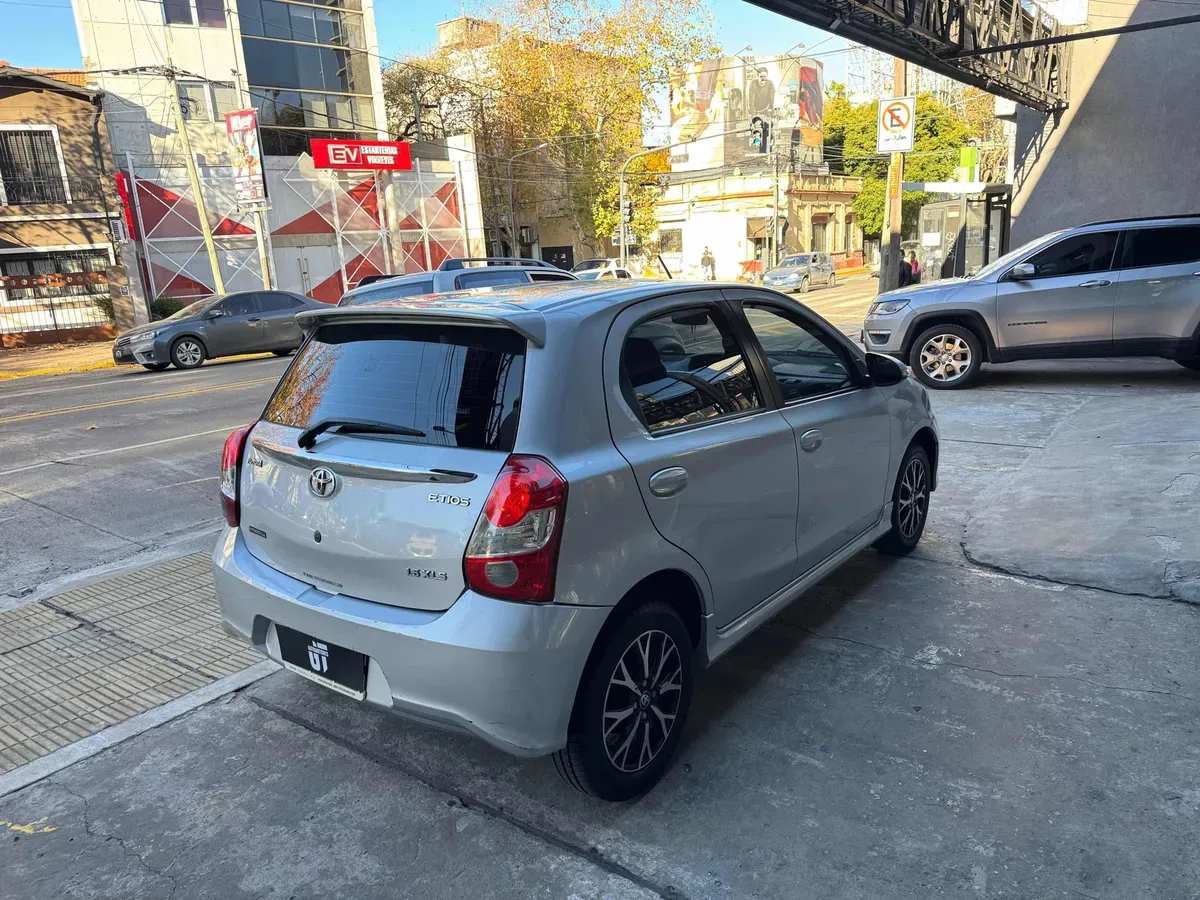 Mira esta publicación de Toyota Etios