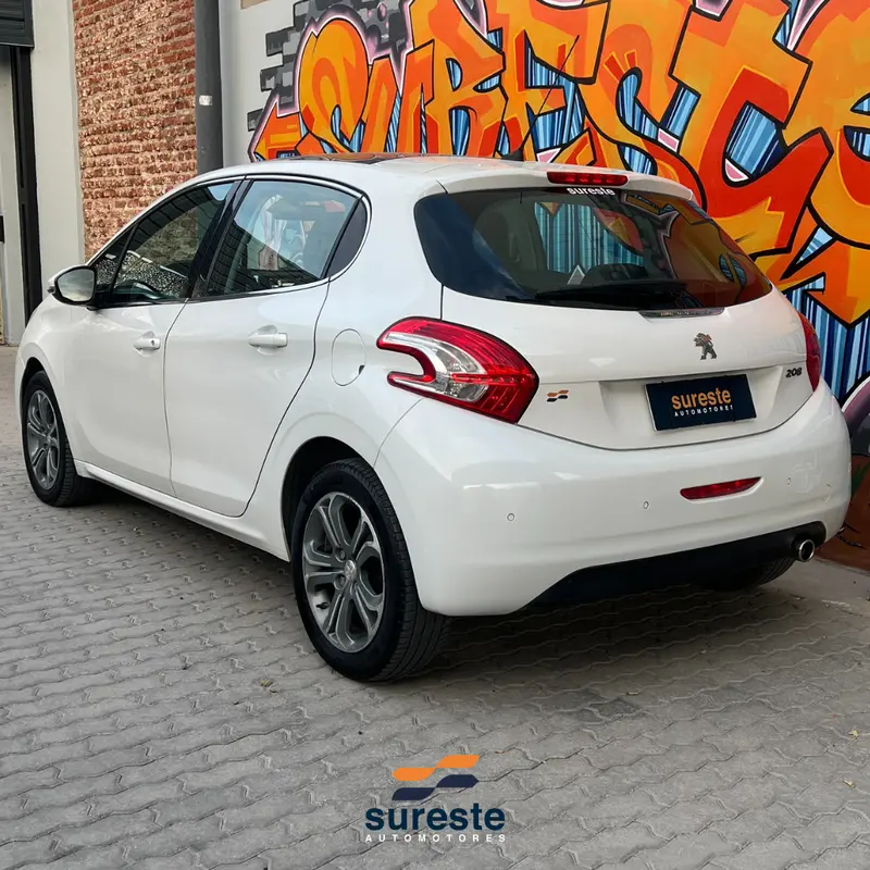 Mirá esta publicación de Peugeot 208