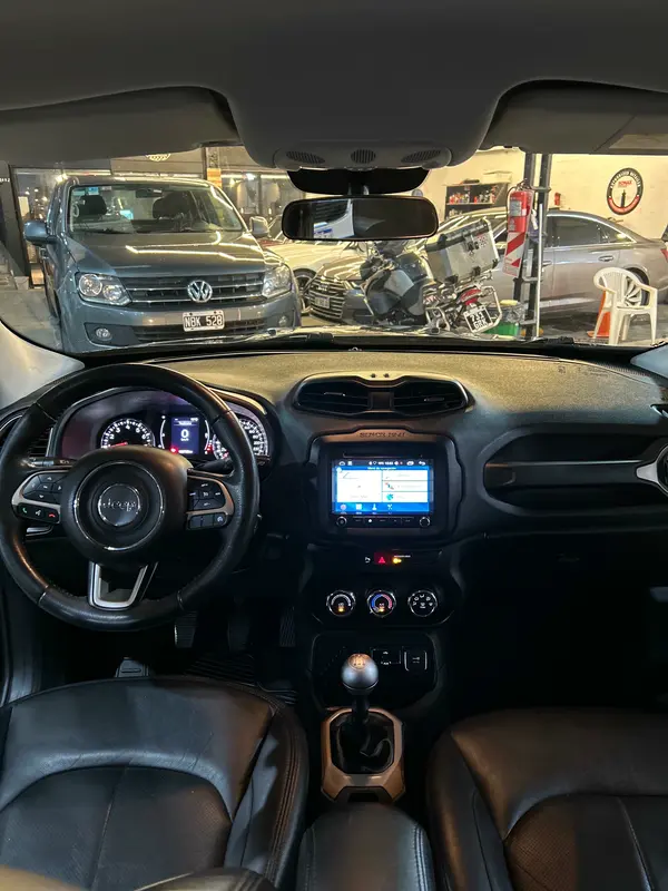 Mirá esta publicación de Jeep Renegade