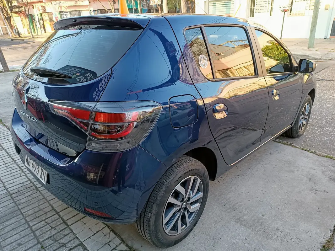 Mira esta publicación de Renault Sandero II