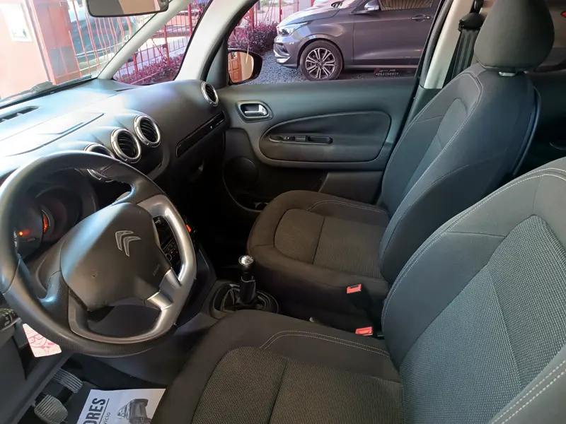 Mira esta publicación de Citroen C 3 Picasso 2012 en Motordil