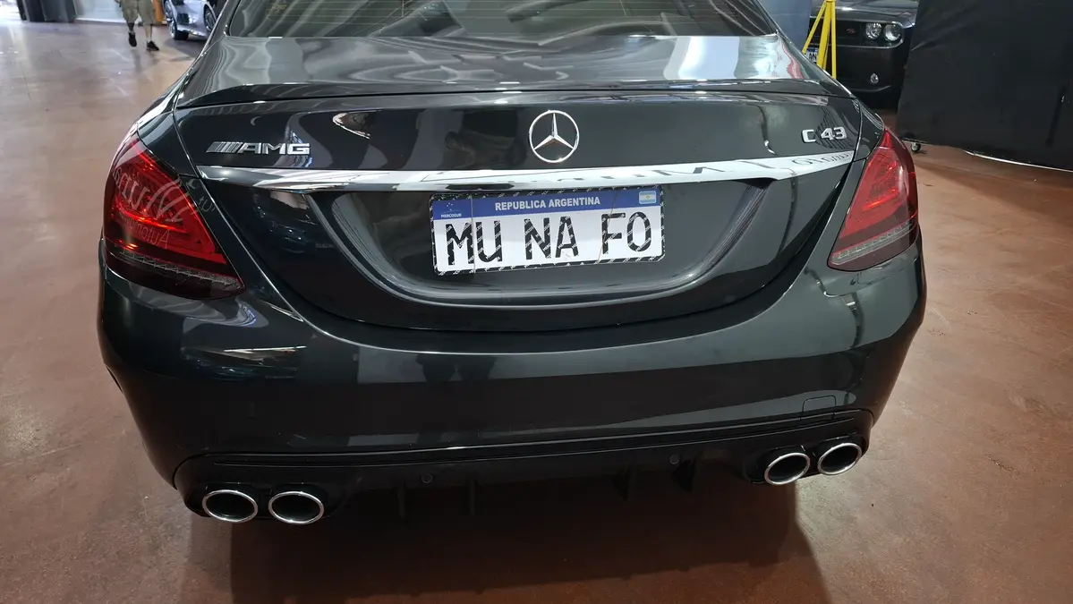 Mira esta publicación de Mercedes Benz Clase C