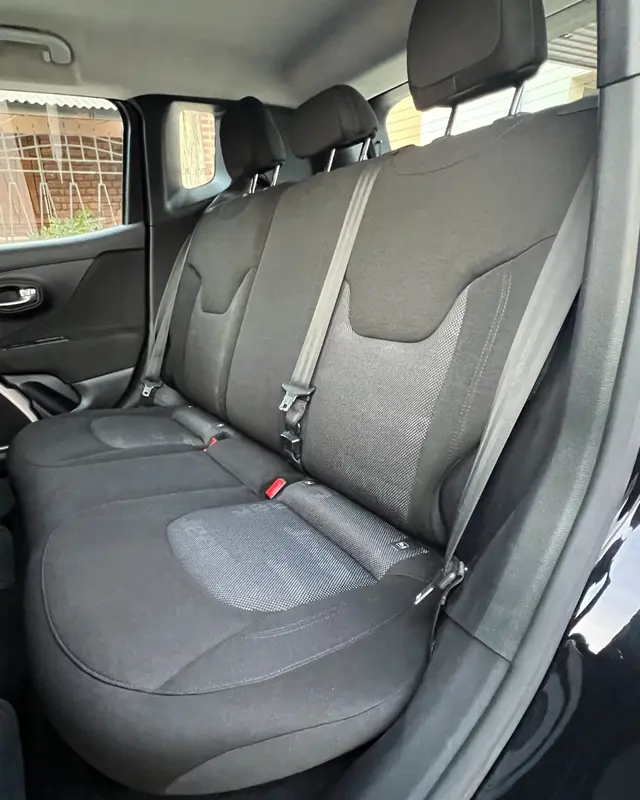 Mira esta publicación de Jeep Renegade 2016 en Motordil