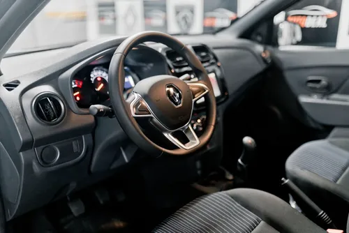 Mira esta publicación de Renault Logan II