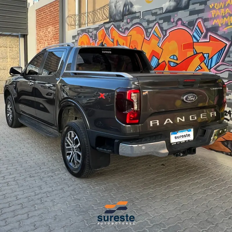 Mira esta publicación de Ford Ranger 2023 en Motordil