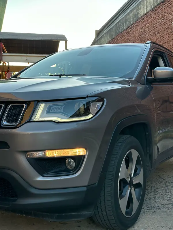 Mirá esta publicación de Jeep Compass