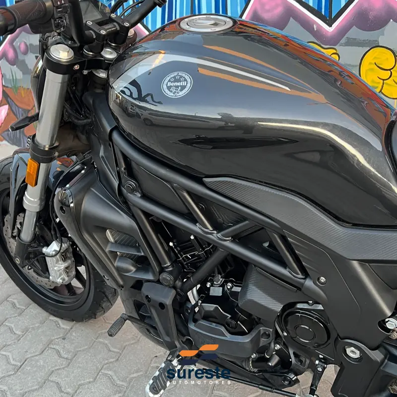 Mira esta publicación de Benelli Cruiser 502 C 2022 en Motordil