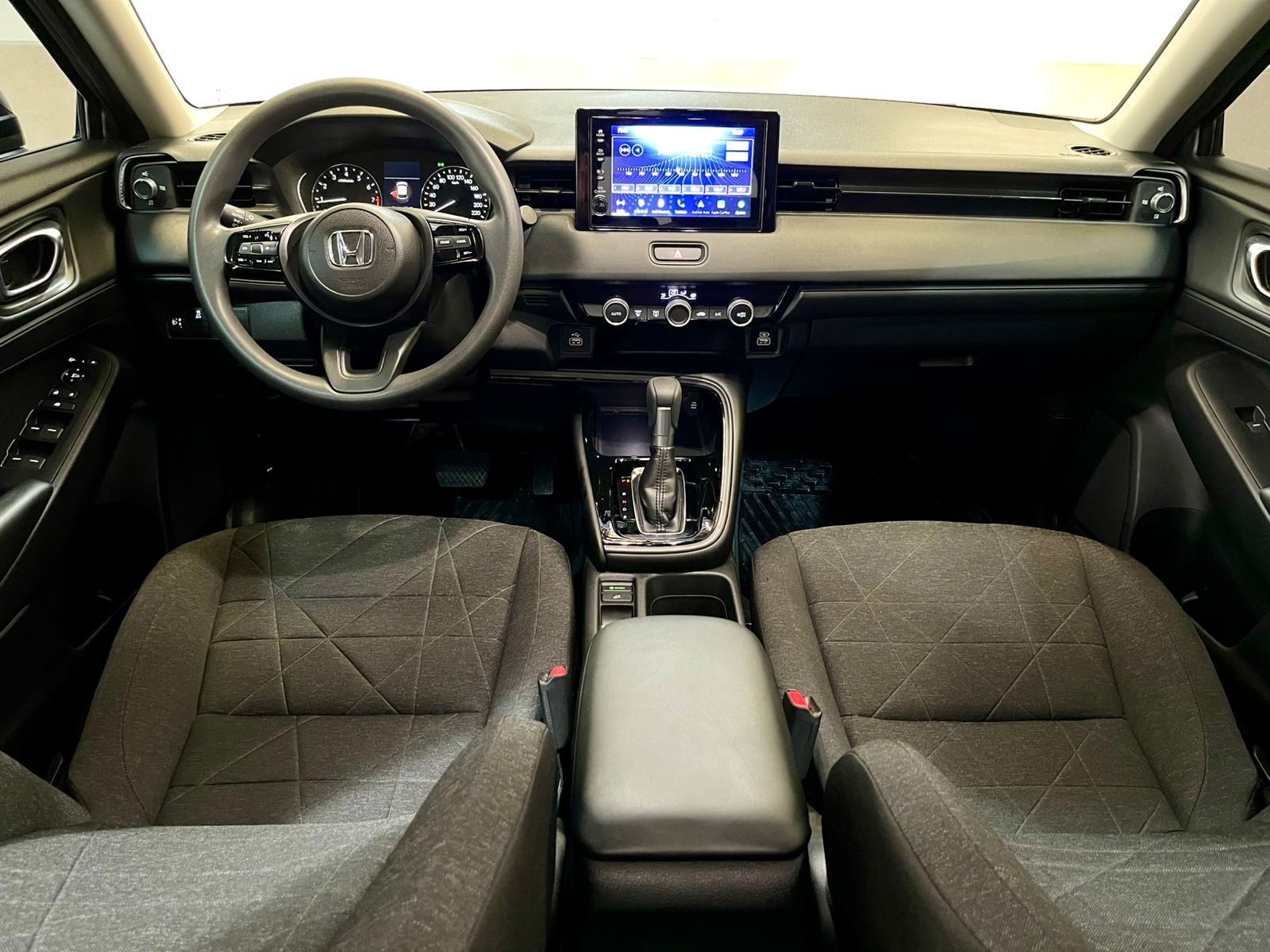 Mira esta publicación de Honda HRV 2024 en Motordil