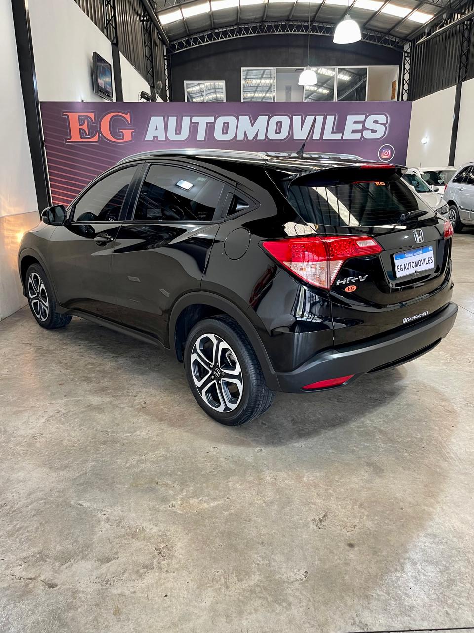 Mira esta publicación de Honda HRV 2018 en Motordil