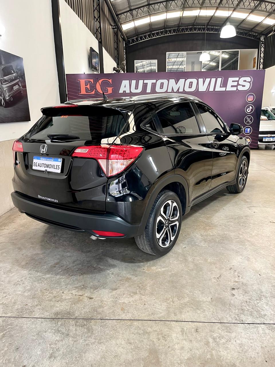 Mira esta publicación de Honda HRV 2018 en Motordil