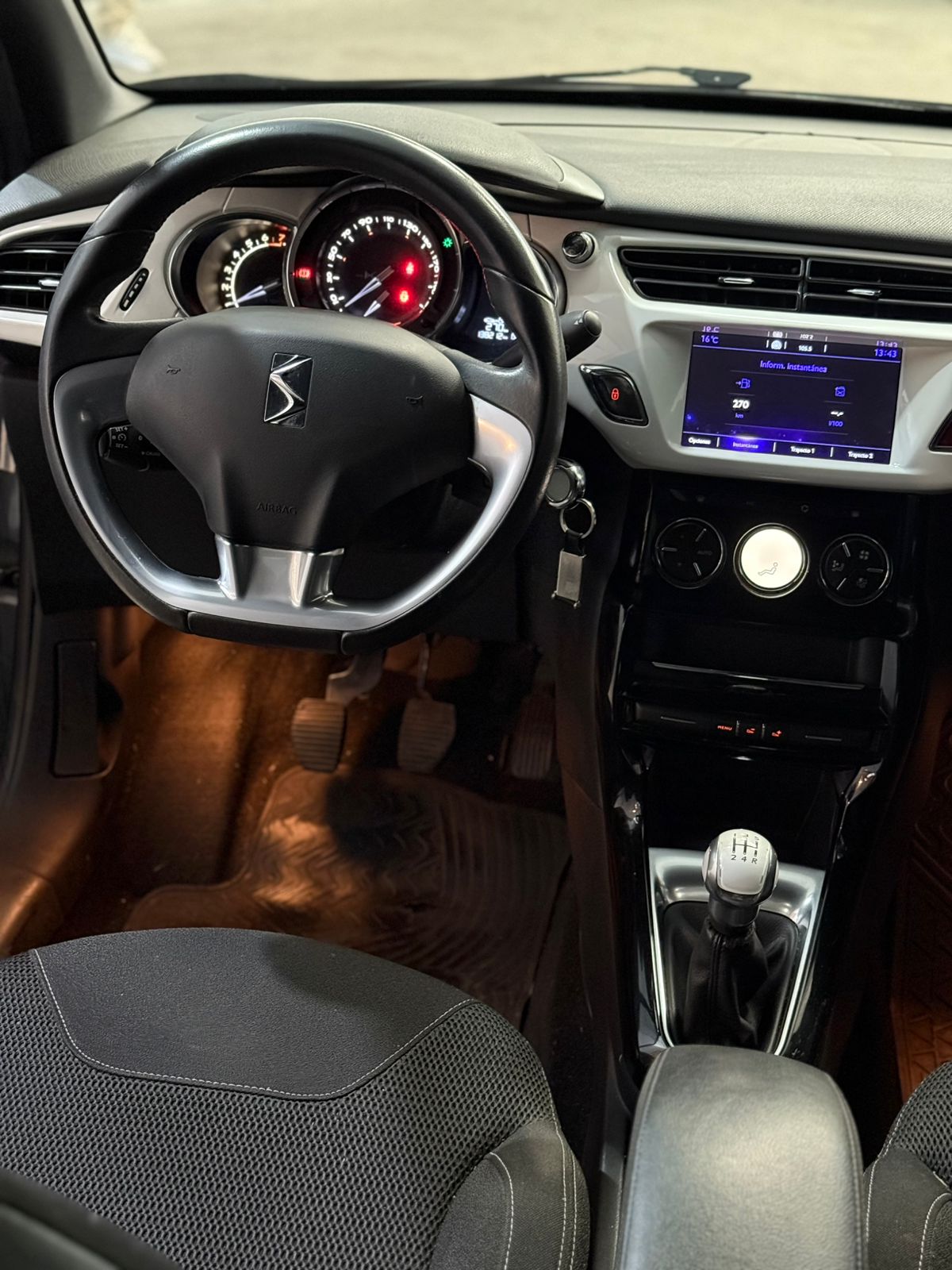 Mirá esta publicación de Ds Automobiles DS3