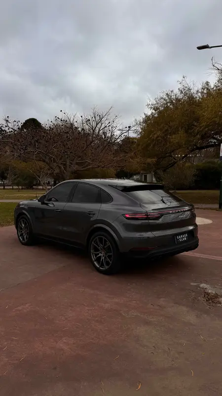 Mira esta publicación de Porsche Cayenne