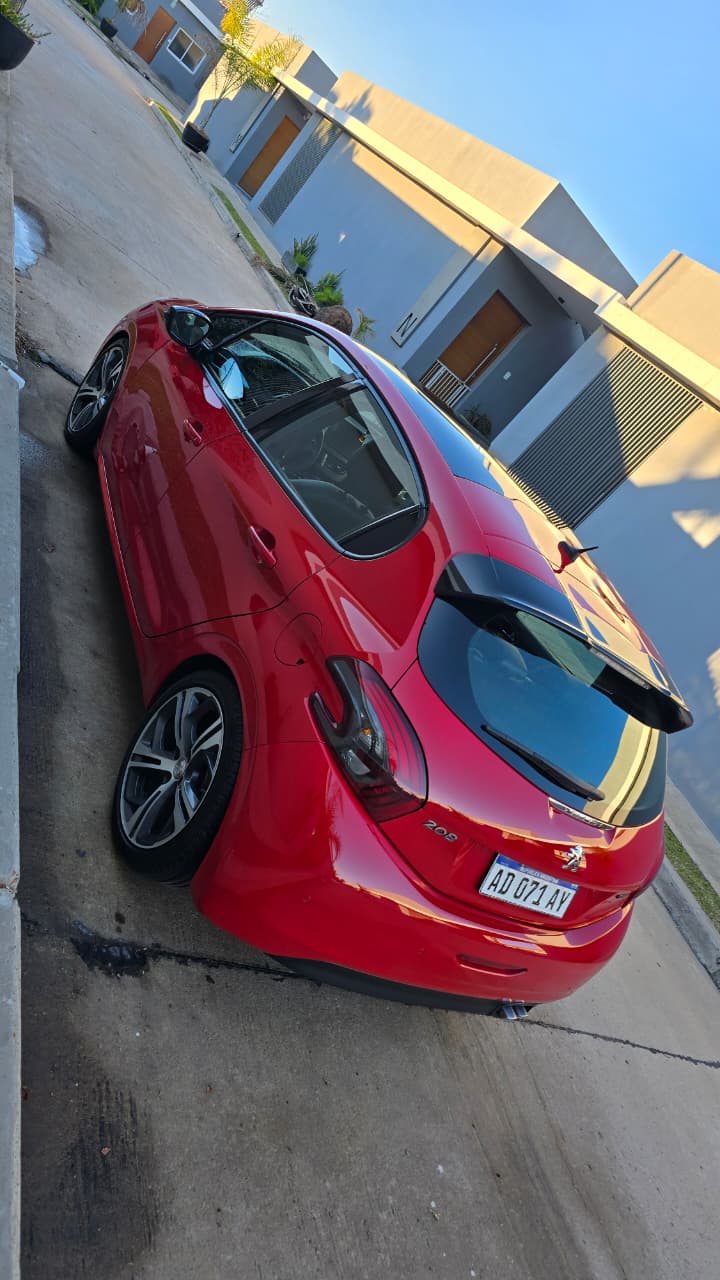 Mirá esta publicación de Peugeot 208