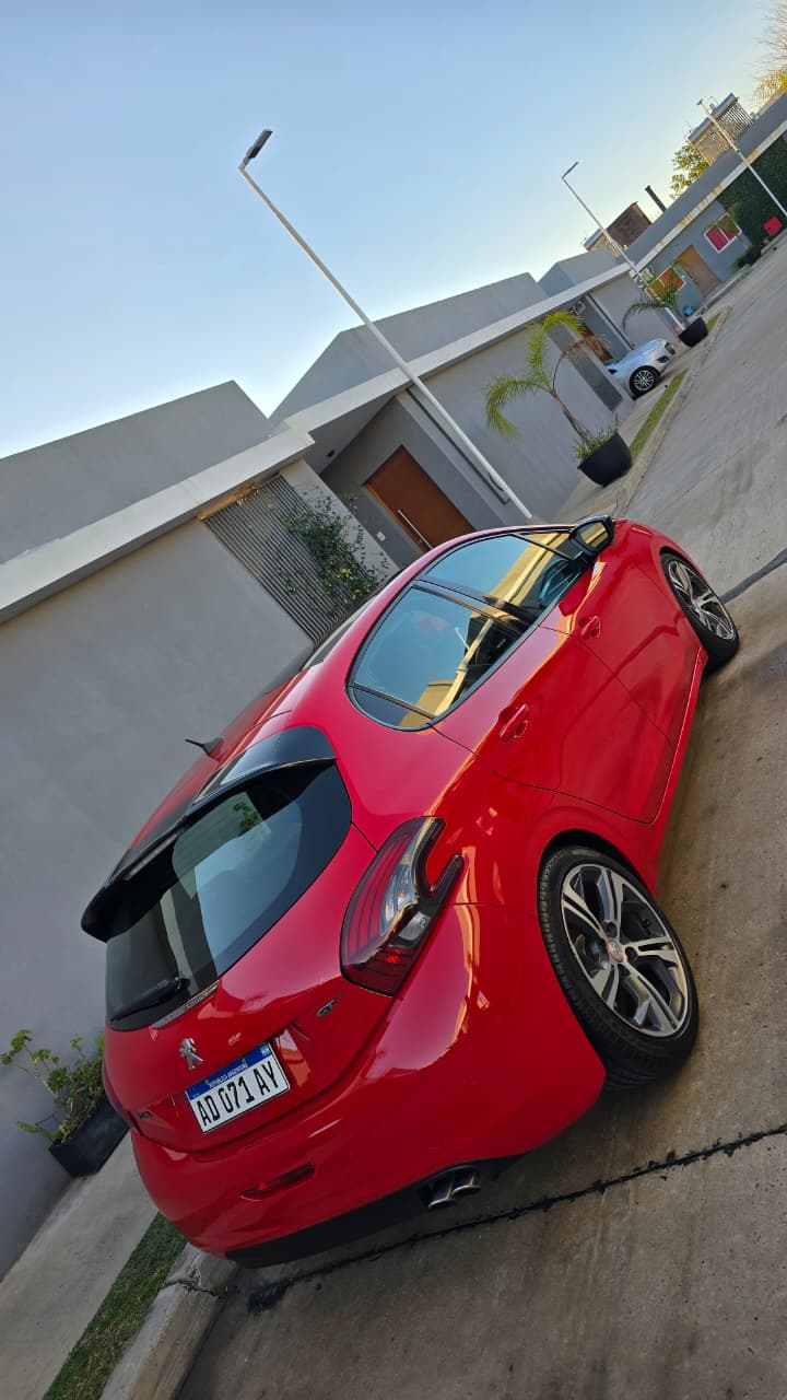 Mirá esta publicación de Peugeot 208