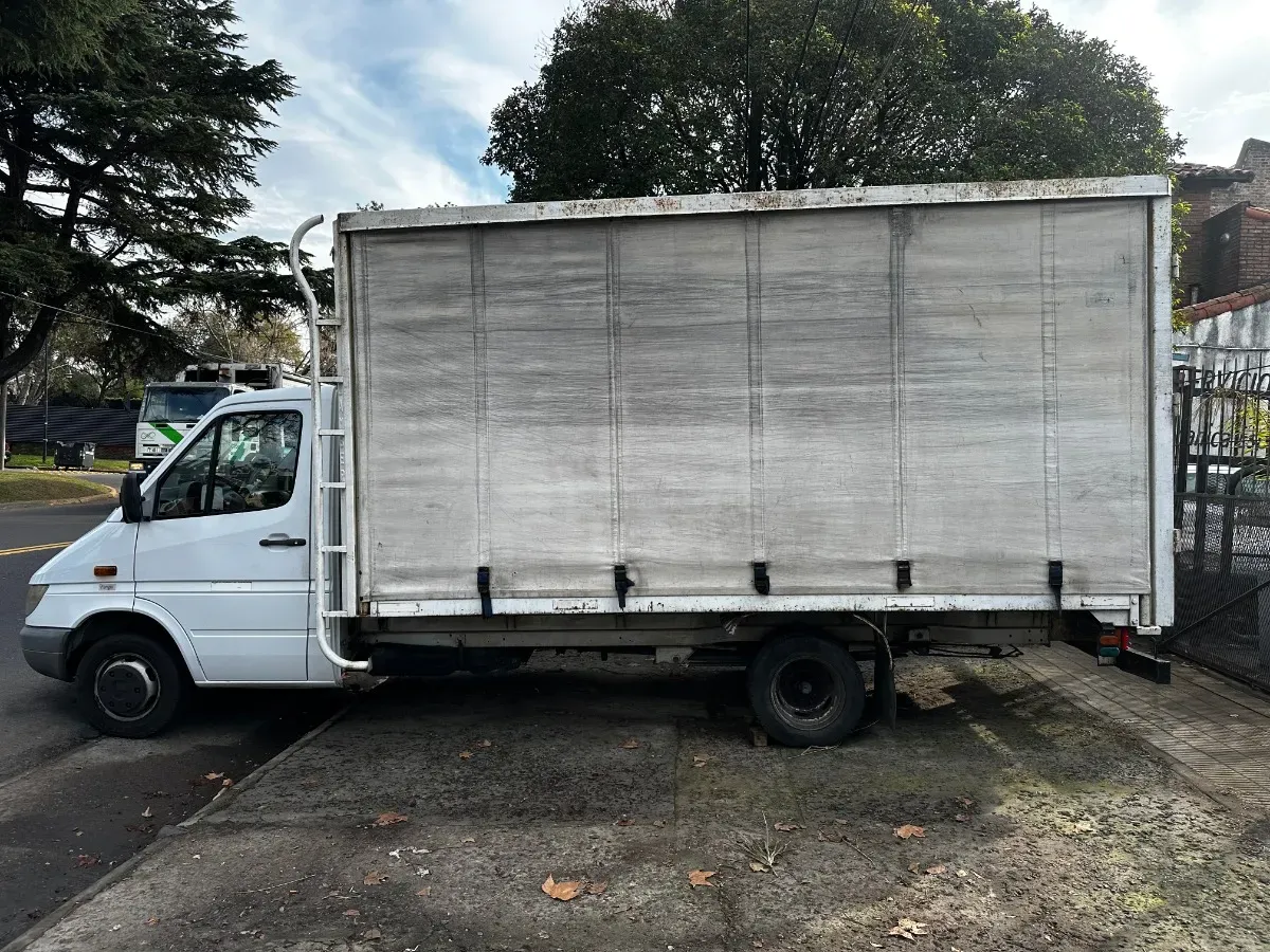 Mira esta publicación de Mercedes Benz Sprinter