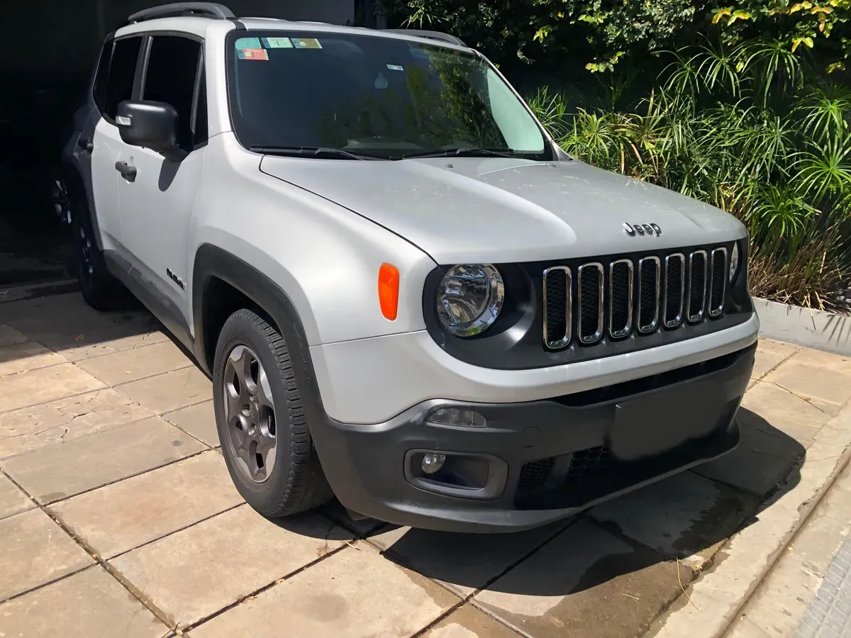 Mirá esta publicación de Jeep Renegade