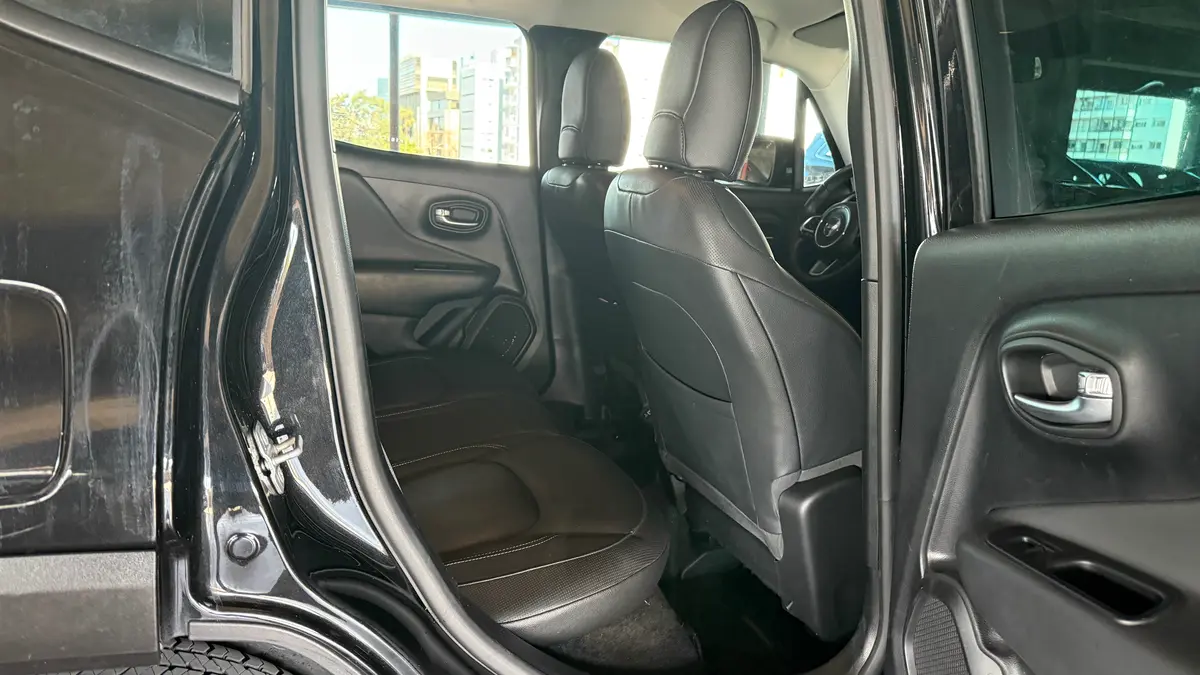 Mirá esta publicación de Jeep Renegade