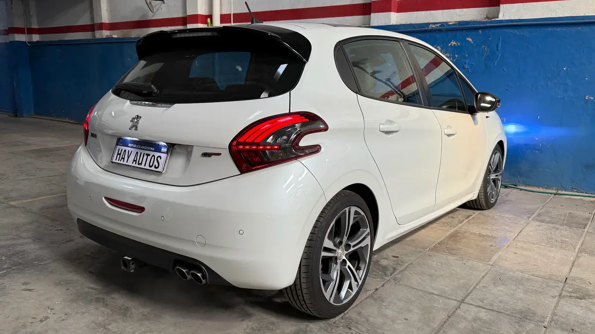 Mirá esta publicación de Peugeot 208