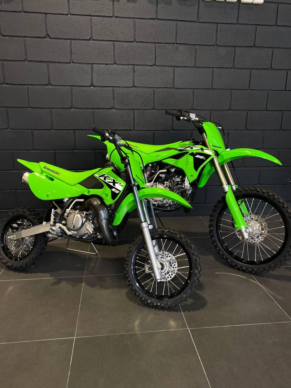 Mira esta publicación de Kawasaki KX 65 2025 en Motordil
