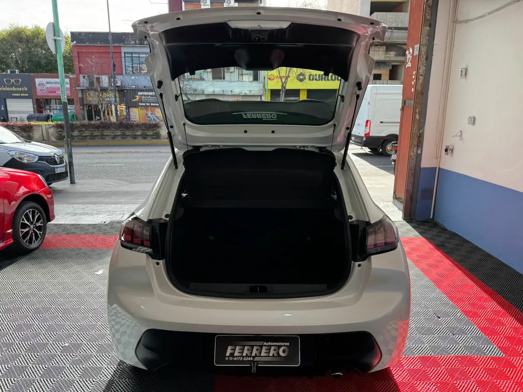 Mirá esta publicación de Peugeot 208