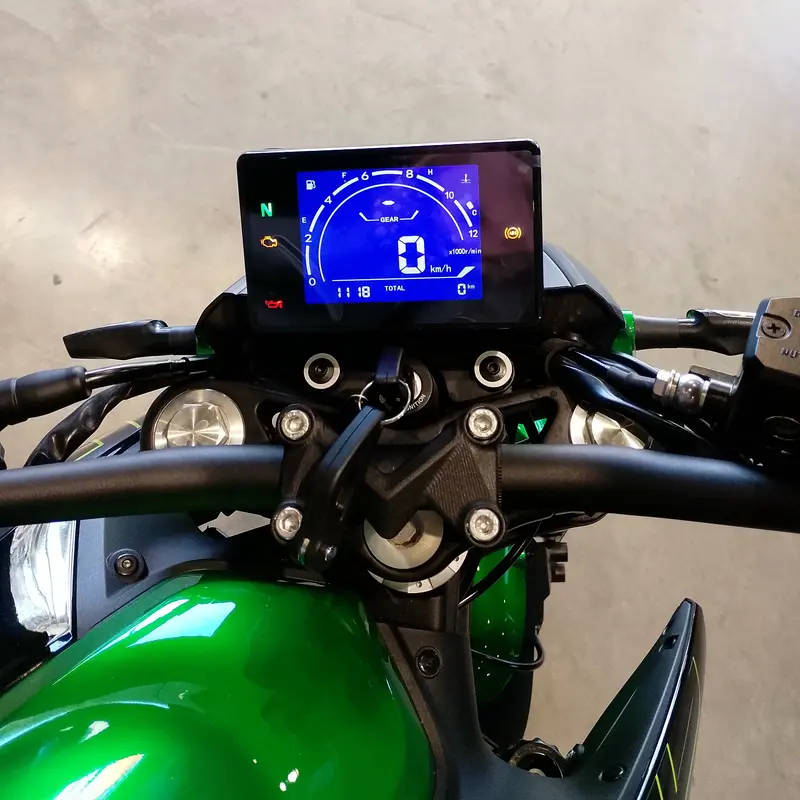 Mira esta publicación de Qjmotor SRK 400 2025 en Motordil