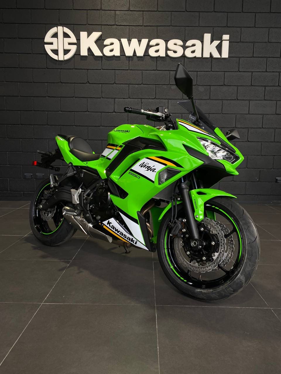 Mira esta publicación de Kawasaki Ninja 650 EX 2025 en Motordil