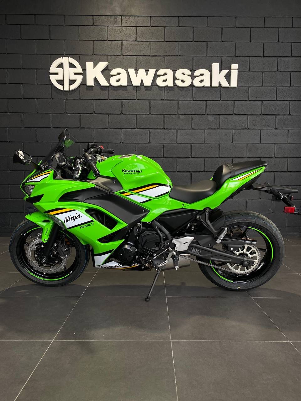 Mira esta publicación de Kawasaki Ninja 650 EX 2025 en Motordil