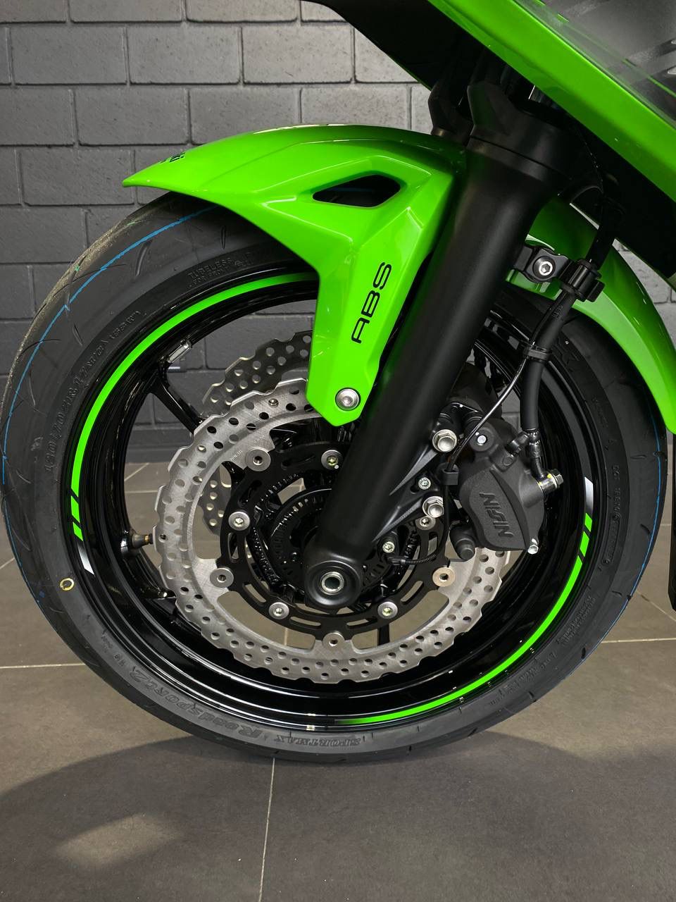 Mira esta publicación de Kawasaki Ninja 650 EX 2025 en Motordil