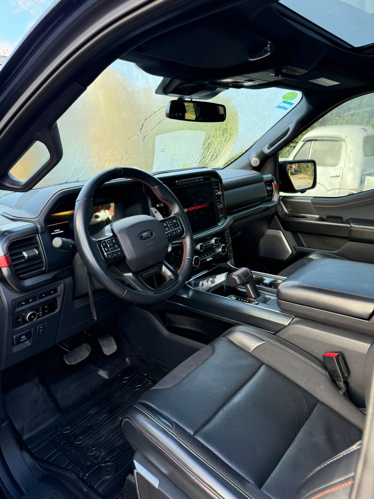 Mira esta publicación de Ford F 150 Raptor 2024 en Motordil