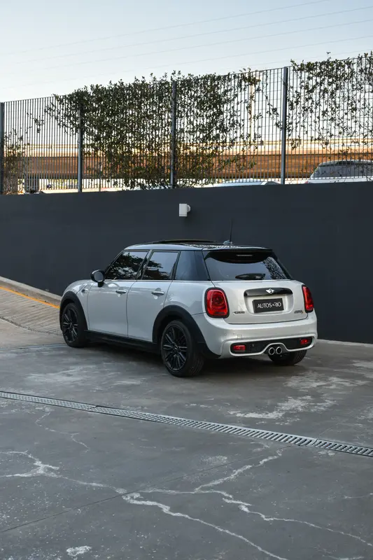 Mirá esta publicación de Mini Cooper Cooper