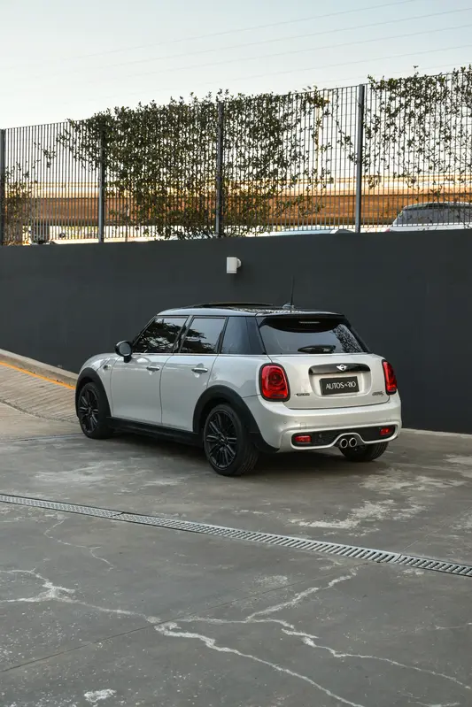 Mira esta publicación de Mini Cooper Cooper