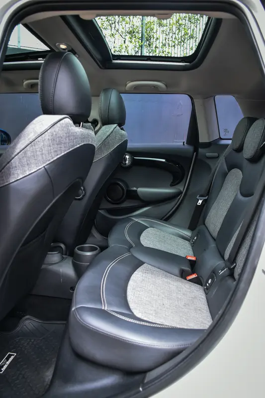 Mira esta publicación de Mini Cooper 2017 en Motordil