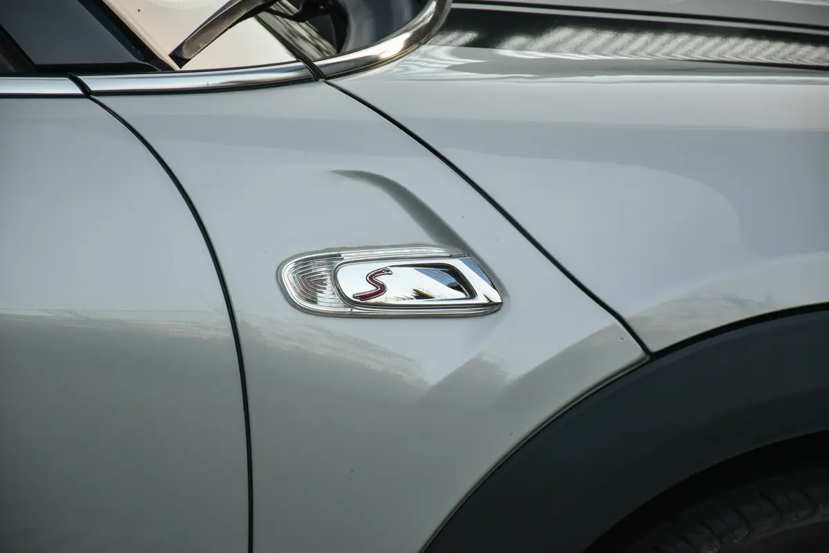 Mira esta publicación de Mini Cooper Cooper