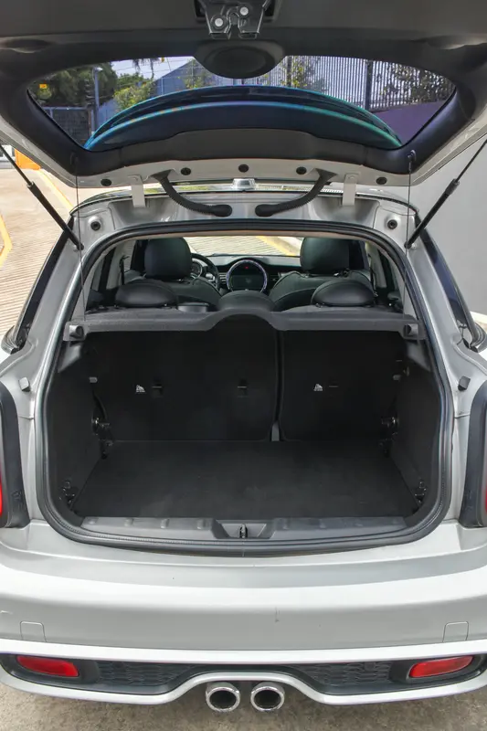 Mira esta publicación de Mini Cooper 2017 en Motordil