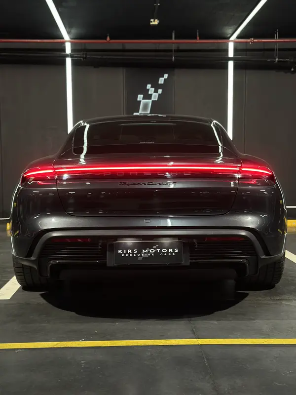 Mirá esta publicación de Porsche Taycan