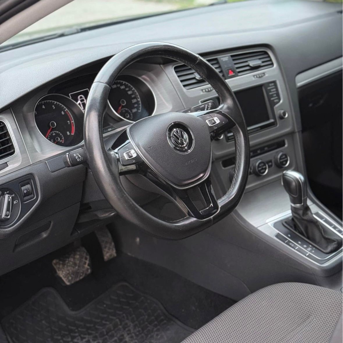 Mira esta publicación de Volkswagen Golf