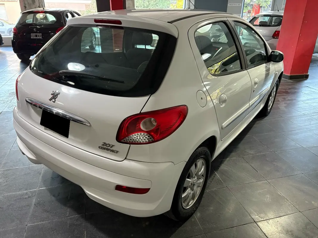 Mira esta publicación de Peugeot 207 Compact