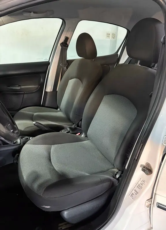 Mira esta publicación de Peugeot 207 Compact